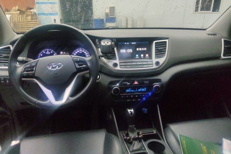 Used Hyundai Tucson 2015 1.6T Dual-Clutch Two-Wheel-Drive Smart Model