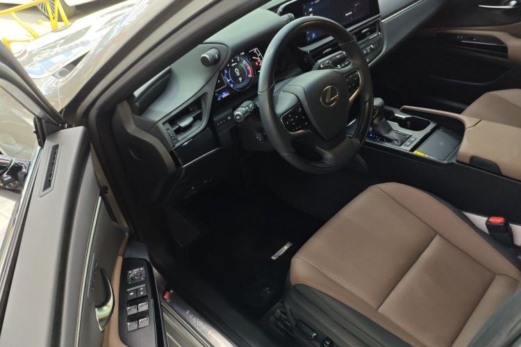 Used Lexus ES 2022 200 Luxury Edition