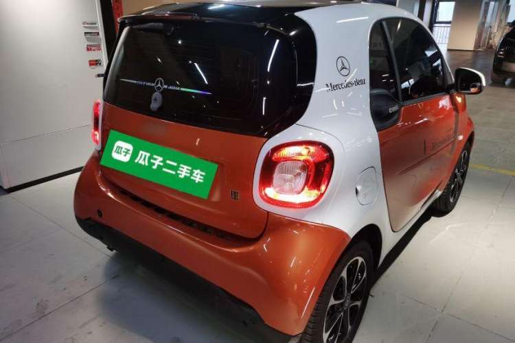 Used smart fortwo 2015 1.0L 52 kW Hardtop Passion Edition
