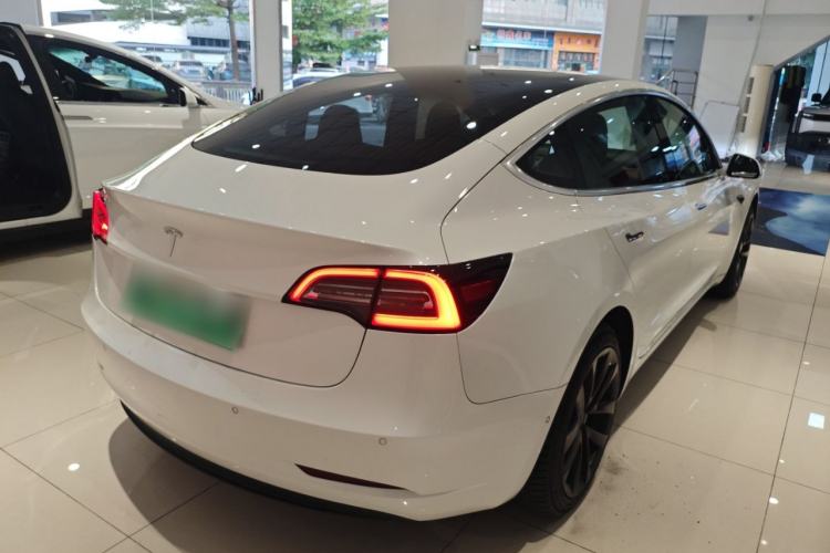 Used Tesla Model 3 2019 Long-Range Rear-Wheel-Drive Version