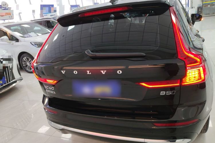 Used Volvo XC60 2025 B5 Four-Wheel Drive Smart & Advanced Luxury Edition