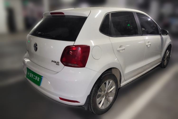 Used Volkswagen Polo 2016 1.6L Automatic Comfort Model
