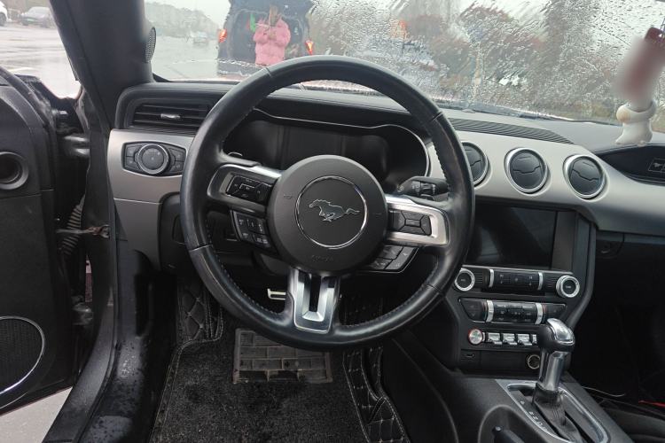 Used Ford Mustang 2019 2.3L EcoBoost
