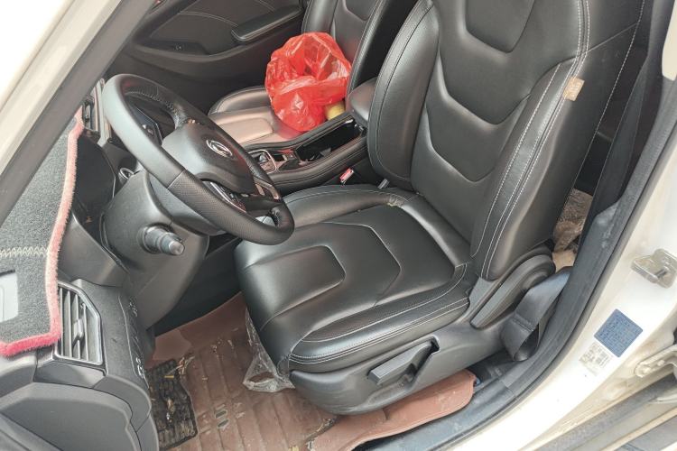 Used Dongfeng Fengon 580 2017 1.5T CVT Luxury Model Left Front Seat