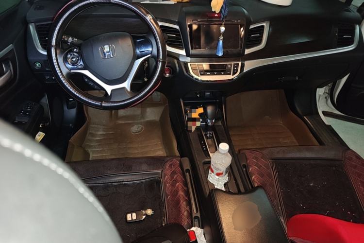 Used Honda Jade 2014 1.8L Automatic Comfort Elite Version 5 Seats
