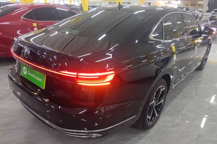 Used Volkswagen Passat 2025 Outstanding Model 380TSI Starry Dragon Edition
