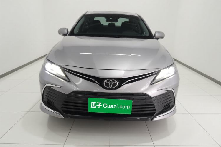 Used Toyota Camry 2021 2.0G Luxury Edition
