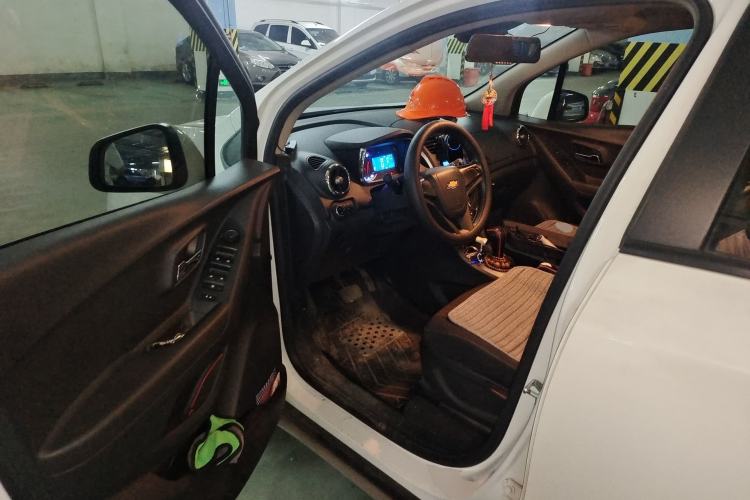 Used Chevrolet Trax 2016 1.4T Automatic Two-Wheel Drive Comfort Version with Sunroof