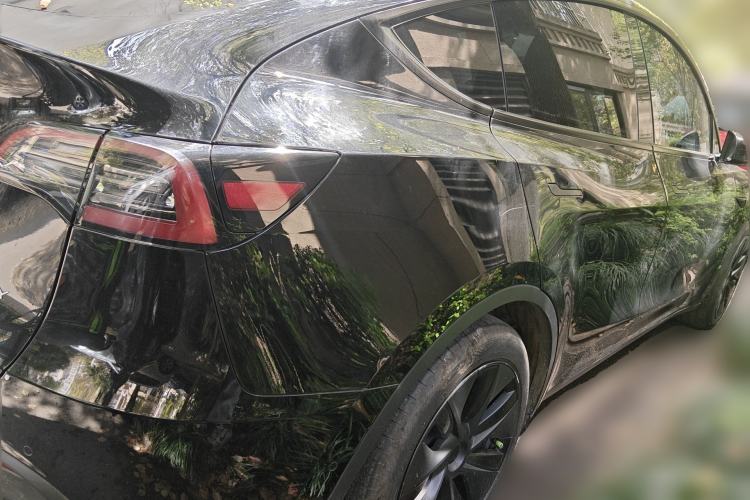 Used Tesla Model Y 2023 Rear-Wheel-Drive Version