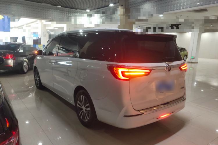 Used Buick GL8 2022 ES Landtrek 653T Luxury Edition
