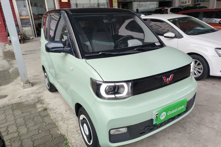Used Wuling Hongguang MINIEV 2021 Macaron Fashion Model Lithium Iron Phosphate Front Right 45 Deg