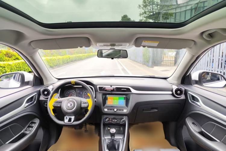 Used MG ZS 2017 1.5L Manual Luxury Edition
