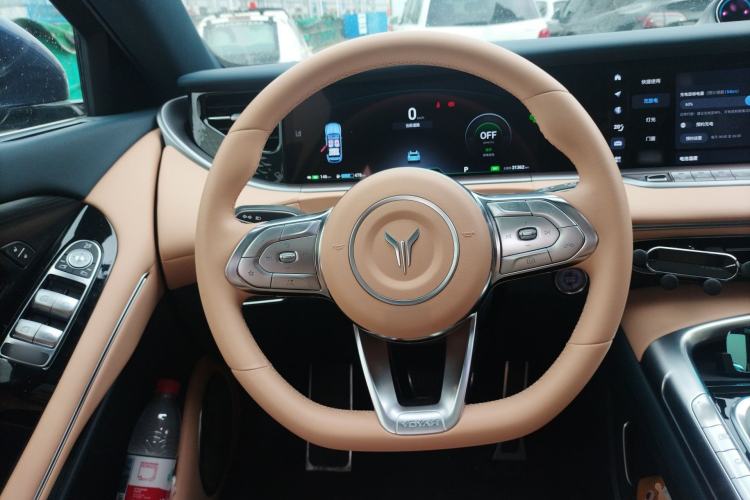 Used VOYAH FREE 2021 Four-Wheel Drive Standard Range-Extended Version
