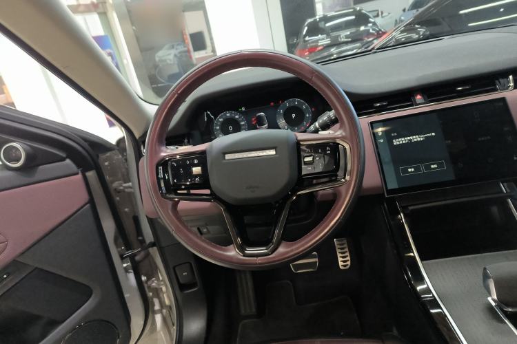 Used Land Rover Range Rover Evoque 2024 Aurora L 249 PS Prestige Light-Chasing Edition