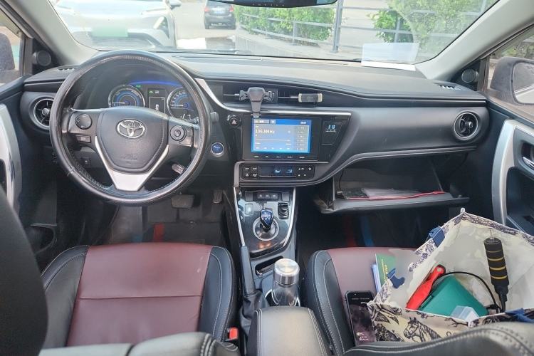Used Toyota Corolla 2018 Dual-Engine 1.8L E-CVT Smart Edition
