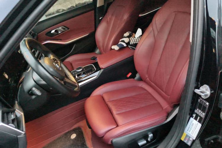 Used BMW i3 2022 eDrive 35 L
