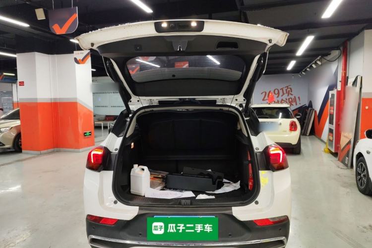 Used Buick Encore GX 2020 20T CVT Two-Wheel Drive Luxury Version Trunk