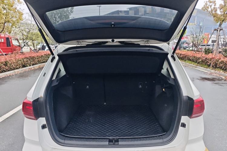 Used Volkswagen Tharu 2019 330TSI Four-Wheel Drive Flagship Model China VI Standard Trunk