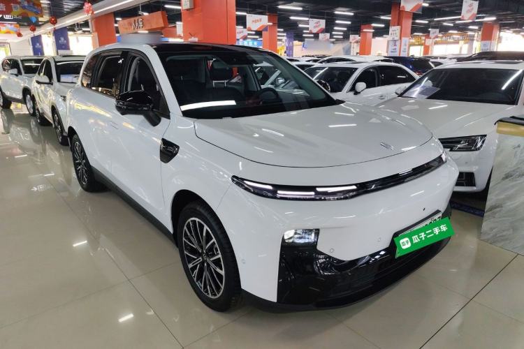 Used Leapmotor B10 2025 510 Joyful Edition Front Right 45 Deg