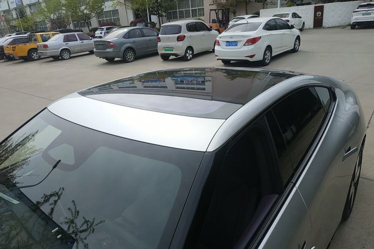 Used XPeng P7 2025 Model—702 Long Range Ultra Roof