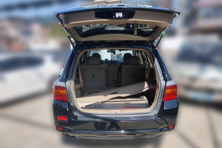 Used Toyota Highlander 2011 2.7L Two-Wheel Drive 7-Seater Luxury Edition