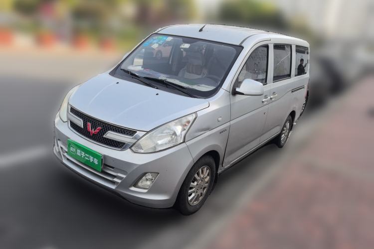 Used Wuling Rongguang V 2016 1.5L Standard Version