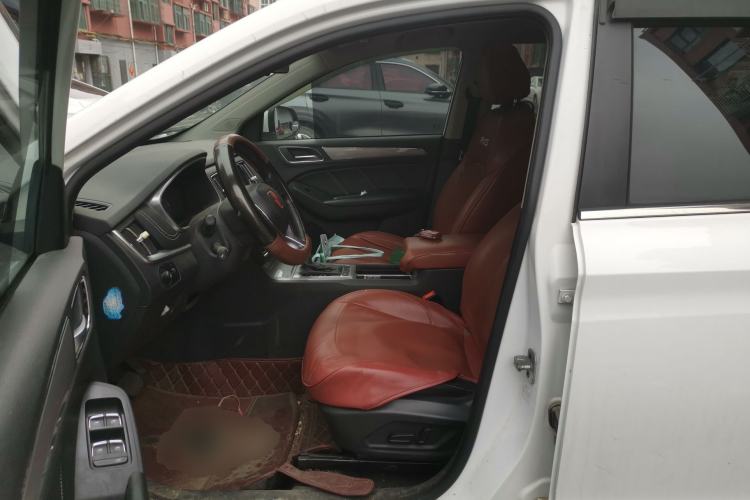 Used Roewe RX5 2016 20T Two-Wheel Drive Automatic Flagship Edition
