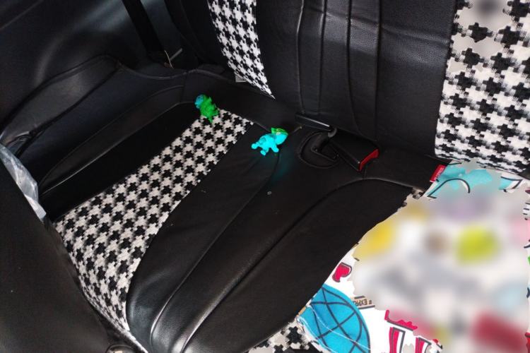 Used Roewe Clever 2021 302 km New Four-Seater Super-Efficient Version