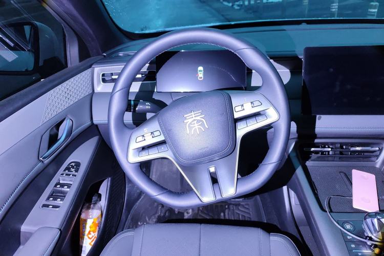 Used BYD Qin PLUS 2025 DM-i Smart Drive 55KM Leading Model
