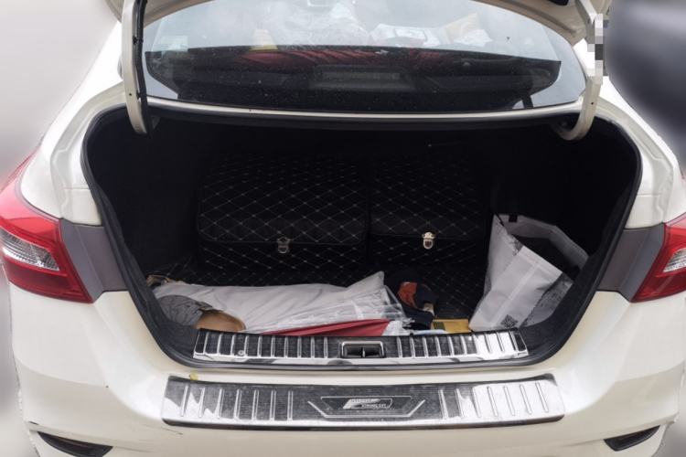 Used Nissan Sylphy 2019 1.6XV CVT Smart Connect Luxury Edition China VI Standard