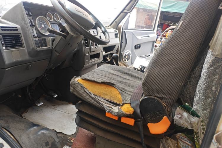 Used Iveco Daily 2014 2.5T-A35 NJ6485AC47Z4