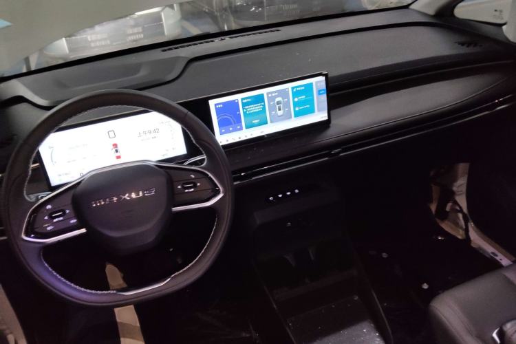 Used SAIC MAXUS Dajia 7 2024 Revised Version Super Hybrid Long-Range Edition Enjoyment Version Center Console