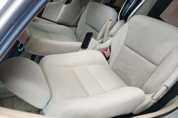 Used Honda Crider 2013 1.8L automatic comfort version