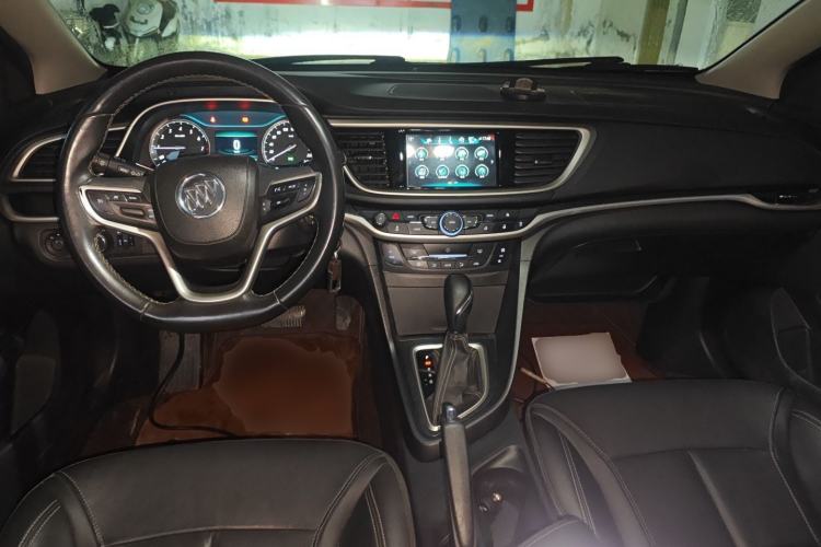 Used Buick GT 2019 18T Automatic Connected Elite Model China VI Standard Center Console