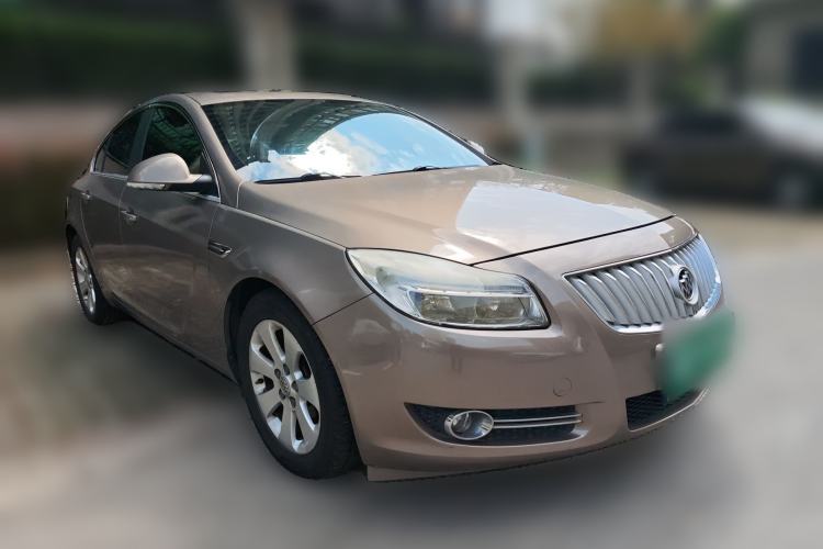 Used Buick Regal 2011 2.4L SIDI Comfort Edition Front Right 45 Deg