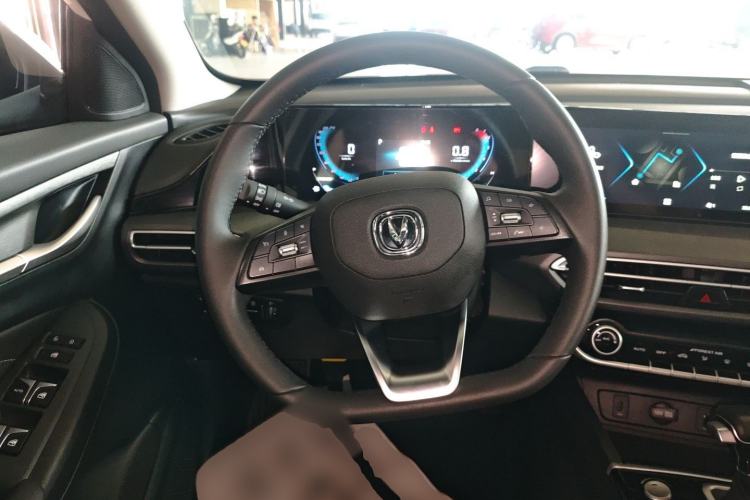 Used CHANGAN Eado 2021 PLUS 1.6L GDI CVT Luxury Model Steering Wheel