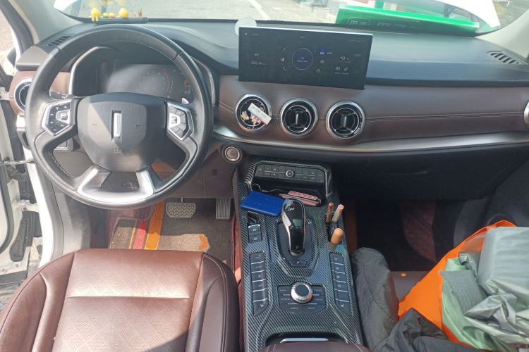 Used Wey VV6 2020 2.0T Two-Wheel Drive Smart Protection+
