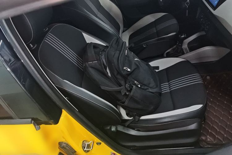 Used Skoda Fabia 2015 1.6L Automatic Sport Edition Right Front Seat