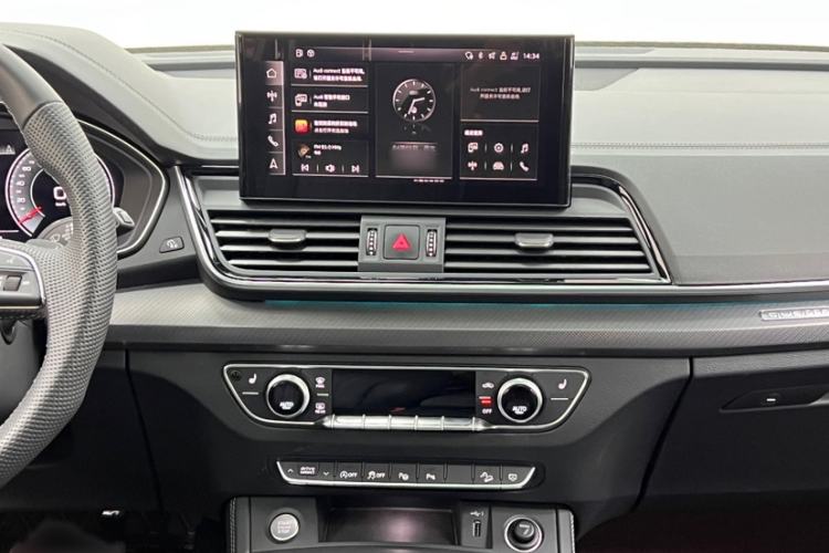 Used Audi Q5L 2022 Updated 45T Luxury Dynamic Version Interior 2