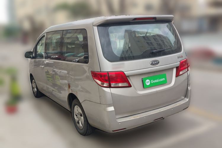 Used JAC Refine M4 2017 2.0T Manual Comfort Version Exterior 3