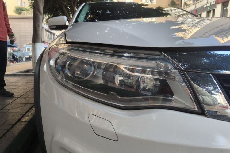 Used Qoros 3 2015 Urban SUV 1.6T Automatic Xuan Dong Party Edition