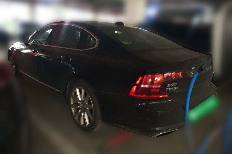 Used Volvo S90 New Energy 2019 T8 E-Drive Hybrid Intelligent Luxury Version China V Standard Rear Left 45 Deg