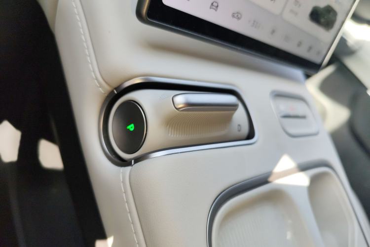 Used Nio ES6 2023 75 kWh Gear Lever