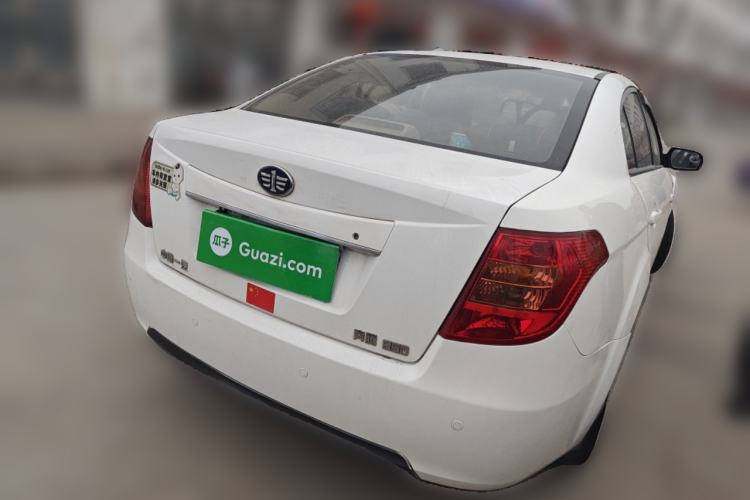 Used Bestune B50 2012 1.6L manual fashion version
