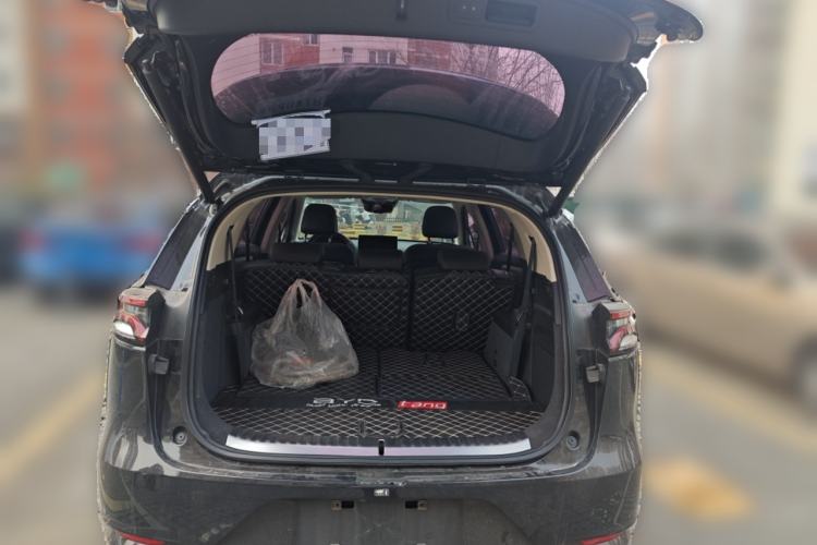 Used BYD Tang 2018 2.0T Automatic SmartConnect Prestige 7-Seater China V Standard
