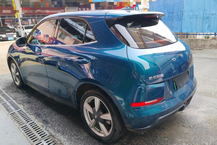 Used ORA Good Cat 2023 401 km Standard Range Luxury Version Lithium Iron Phosphate Exterior 2