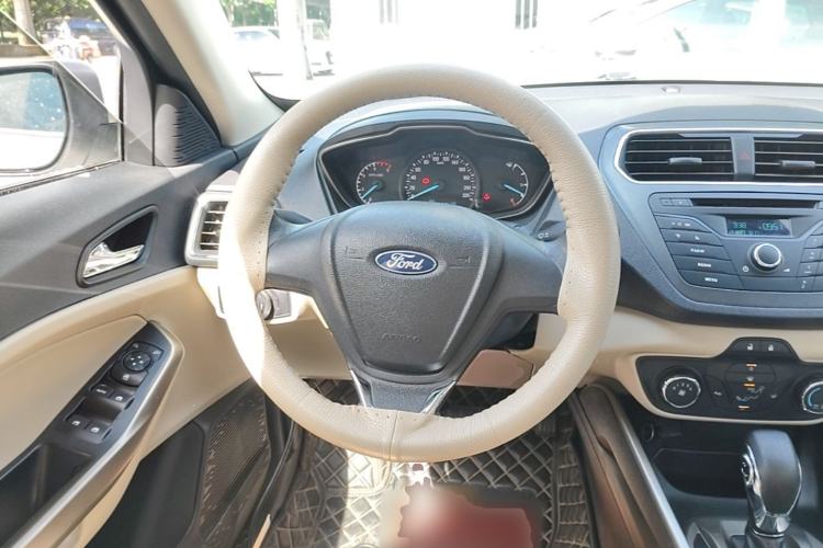 Used Ford Escort 2017 Revised Version 1.5L Automatic Comfort Edition