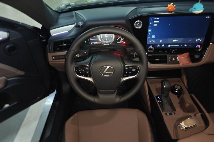 Used Lexus ES 2025 200 Premium Edition Steering Wheel