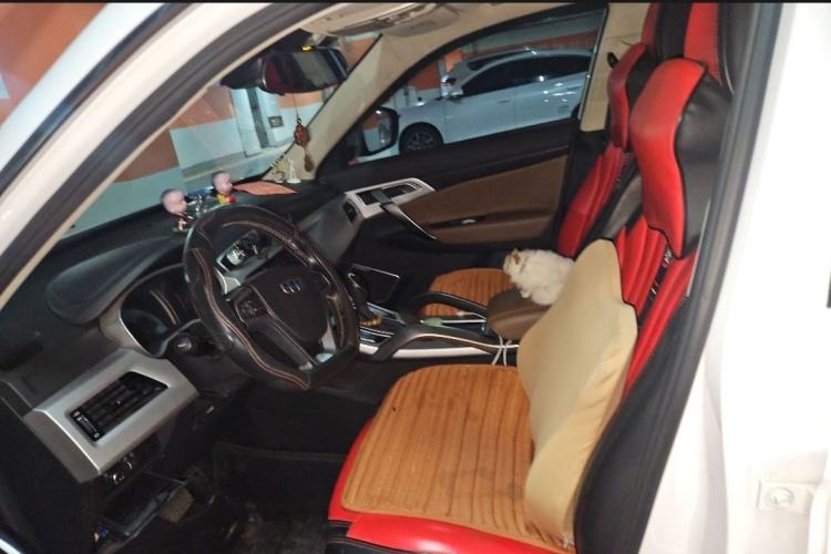 Used Geely Auto Emgrand X7 Sport 2016 1.8TD Automatic Smart Connectivity Version