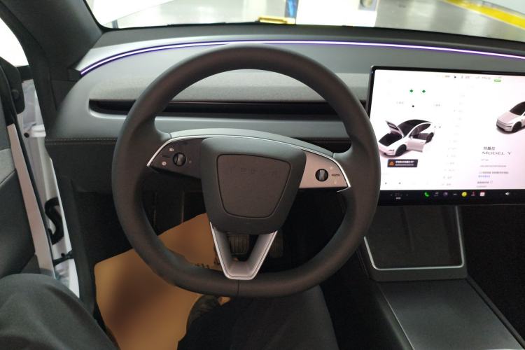 Used Tesla Model Y 2026 Rear-Drive Model
